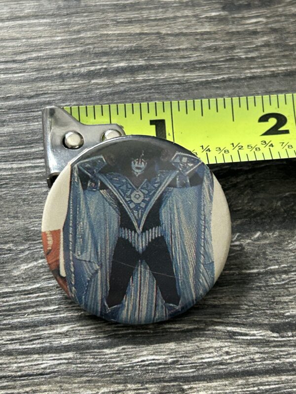 KISS BUTTON Pin Badge Dynasty Ace Frehley Superhero Spaceman 1 1/2" Aucoin Era