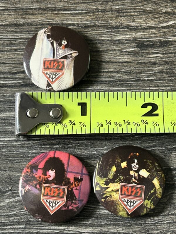 KISS BUTTON Pin Badge Dynasty Kiss Army Logo 3pc Lot Ace Peter Paul Aucoin Era