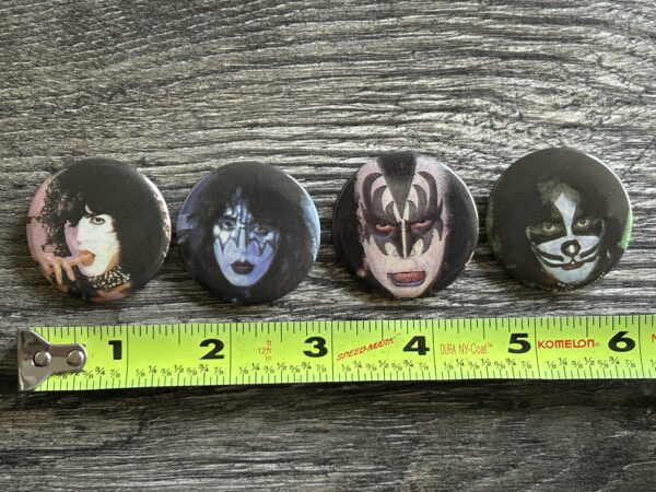 KISS BUTTON Pin Badge Dynasty Era Faces Set Paul Gene Ace Peter 1 1/2 Aucoin Era