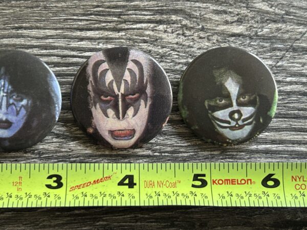 KISS BUTTON Pin Badge Dynasty Era Faces Set Paul Gene Ace Peter 1 1/2 Aucoin Era - Image 3