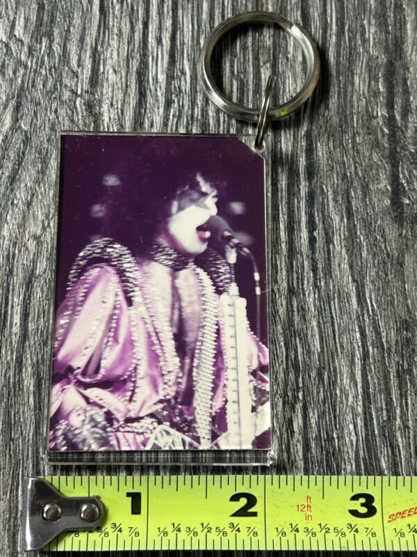 KISS KEYCHAIN Dynasty Tour MSG NY Peter Criss Paul Stanley Vintage Aucoin Era - Image 2