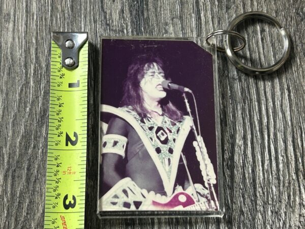 KISS KEYCHAIN Unmasked Concert Tour Palladium NY Ace Frehley Vintage Aucoin Era - Image 2