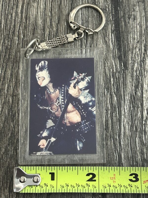 KISS KEYCHAIN Gene Simmons Creatures Of The Night Concert Tour Vintage Kiss - Image 2