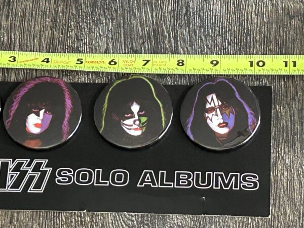 KISS BUTTON Pin Badge Custom Made 1978 Solo Albums 4pc Set Display Vintage Kiss - Image 3