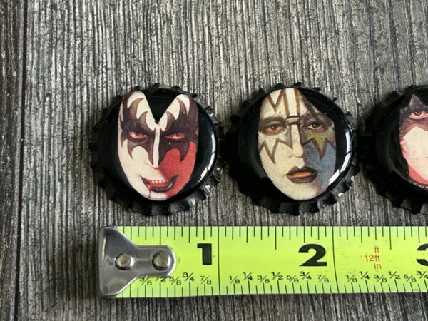 KISS BUTTON Pin Badge Bottlecap 1978 Solo Albums 4pc Novelty Set Vintage Kiss - Image 2