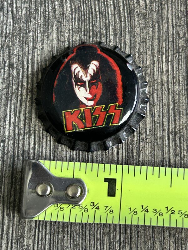 KISS BUTTON Pin Badge Bottlecap Gene Simmons 1978 Solo Album 1 1/4" Vintage Kiss