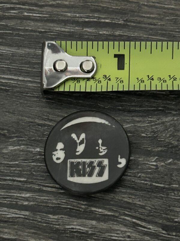 KISS BUTTON Pin Badge 1978 Solo Albums Black & White 1" Aucoin Era Vintage Kiss