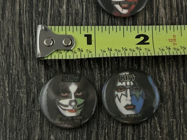 KISS BUTTON Pin Badge 1978 Solo Albums Lot Gene Peter Ace 1" Aucoin Vintage Kiss - Image 3