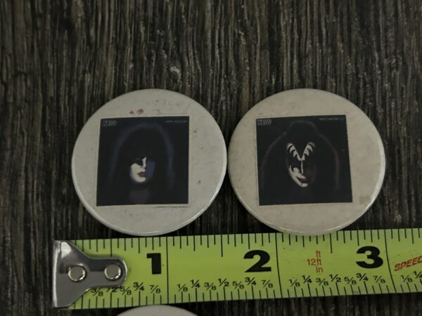 KISS BUTTON Pin Badge 1978 Solo Albums Lot White Back Aucoin Era Vintage Kiss - Image 2