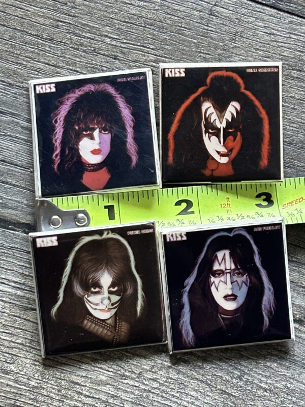 KISS BUTTON Pin Badge 1978 Solo Albums Germany Logo 4pc Set Aucoin Vintage Kiss