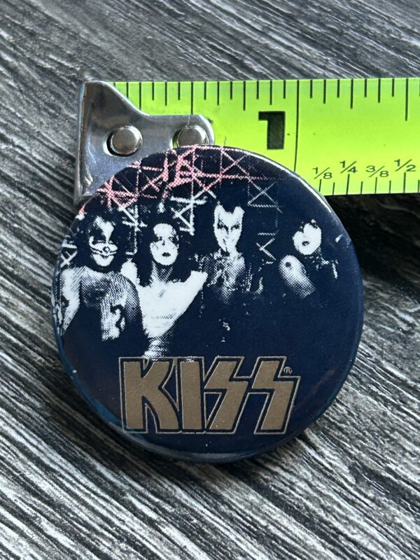 KISS BUTTON Pin Badge Kiss Meets The Phantom Gold Logo 1.5" Aucoin Vintage Kiss