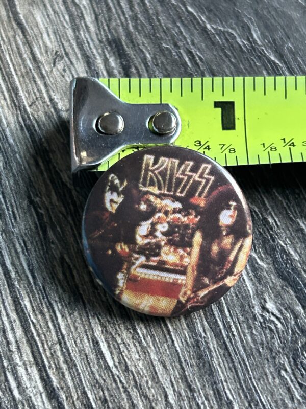 KISS BUTTON Pin Badge Love Gun Alive 2 Tour Stage Shot 1" Aucoin Vintage Kiss B