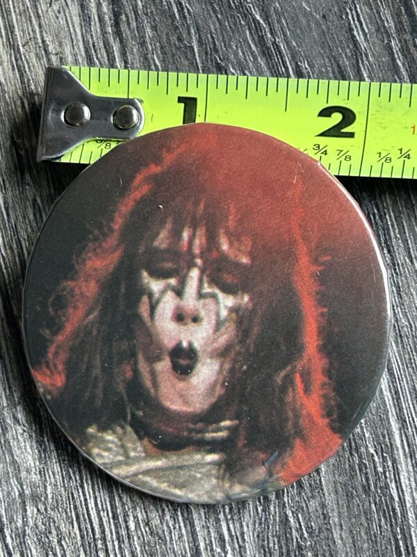 KISS BUTTON Pin Badge Love Gun Can Am Tour Ace Frehley 2.25 Aucoin Vintage Kiss