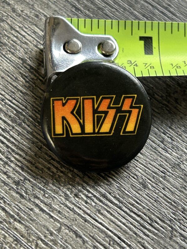 KISS BUTTON Pin Badge Love Gun Alive 2 Logo 1" Aucoin Era Vintage Kiss Canada