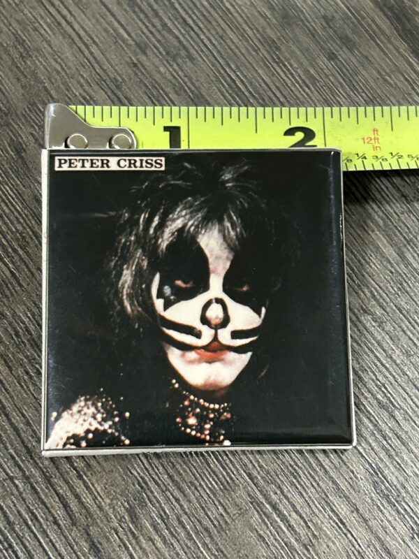 KISS BUTTON Pin Badge Rock And Roll Over Peter Criss 2" Vintage Kiss Aucoin