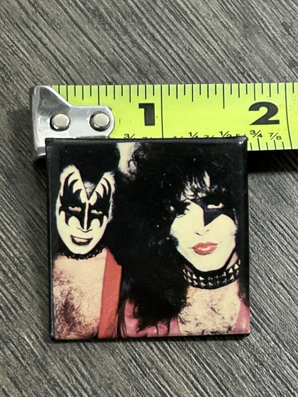 KISS BUTTON Pin Badge Rock And Roll Over Japan Gene Paul 1.5 Vintage Kiss Aucoin