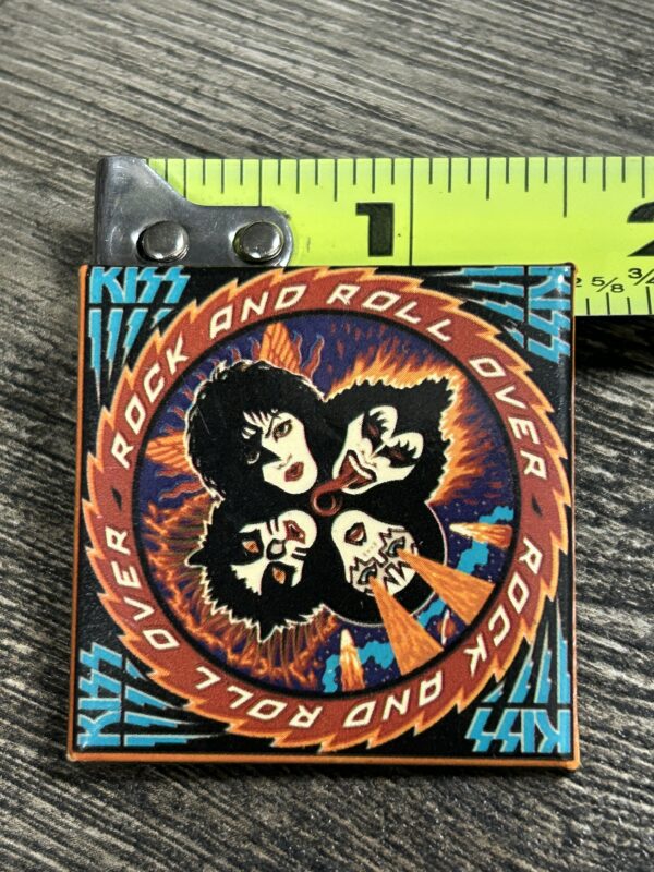 KISS BUTTON Pin Badge Rock And Roll Over Album Cover 1.5" Vintage Kiss Aucoin A