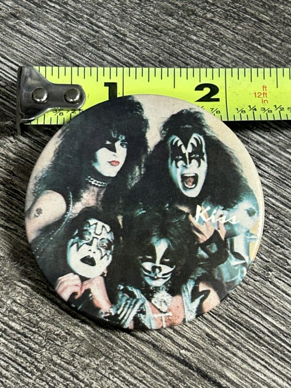 KISS BUTTON Pin Badge Rock And Roll Over Group Pose 2 1/8" Vintage Kiss Aucoin