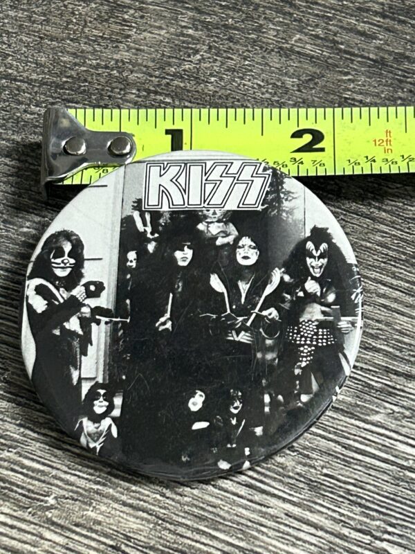 KISS BUTTON Pin Badge Destroyer Pose Marionettes 2 1/4" Vintage Kiss Aucoin