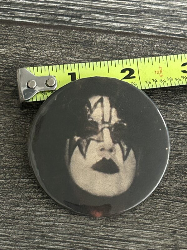 KISS BUTTON Pin Badge Destroyer Ace Frehley Face 2 1/4" Vintage Kiss Aucoin A