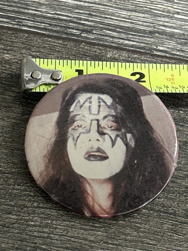 KISS BUTTON Pin Badge Destroyer Ace Frehley Face 2 1/4" Vintage Kiss Aucoin B