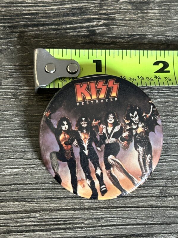 KISS BUTTON Pin Badge Destroyer Album Cover 1.75 Vintage Kiss Aucoin Ken Kelly B