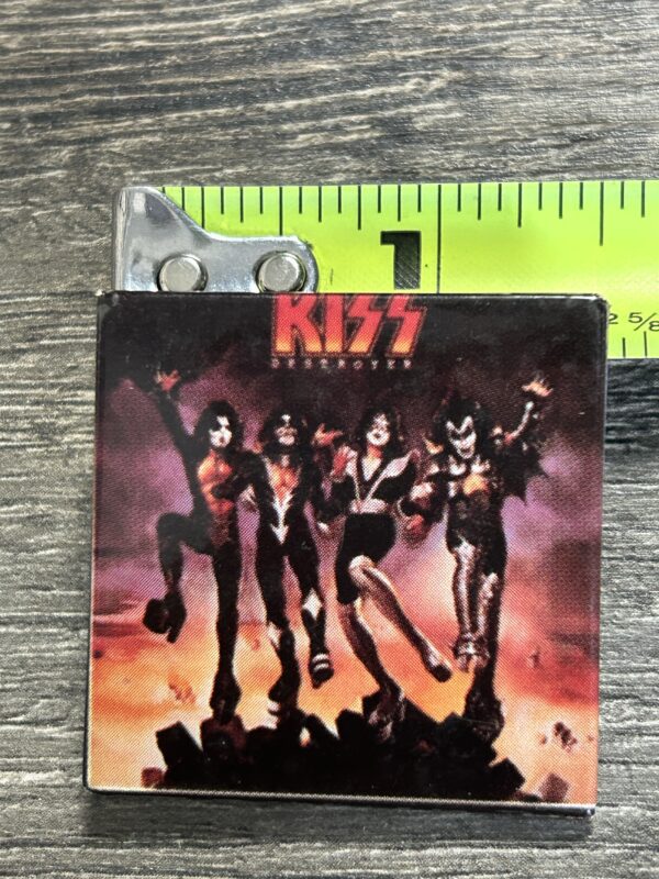 KISS BUTTON Pin Badge Destroyer Album Cover Vintage Kiss Aucoin Era Ken Kelly B