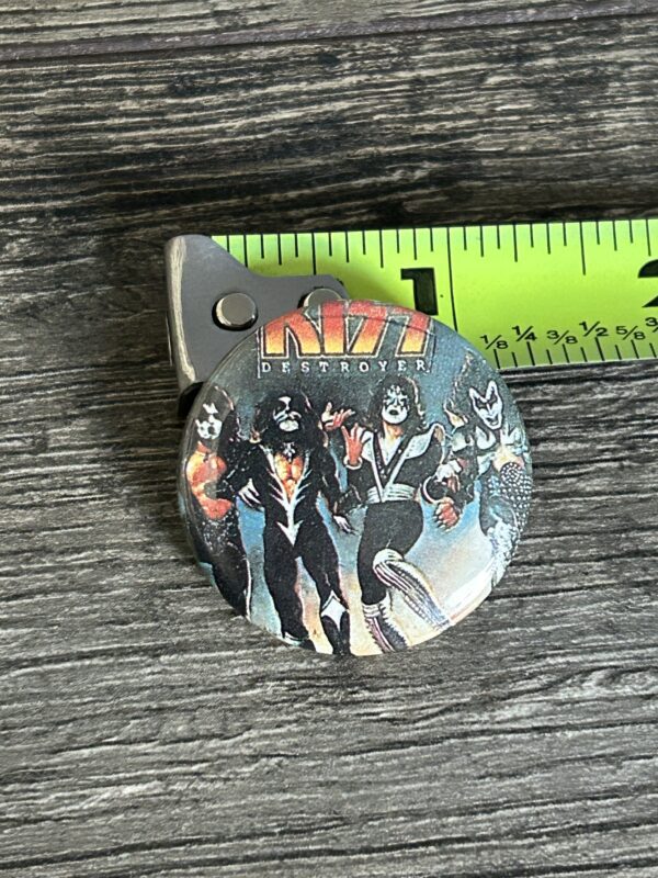 KISS BUTTON Pin Badge Destroyer Album Cover 1 1/8" Vintage Kiss Aucoin Ken Kelly