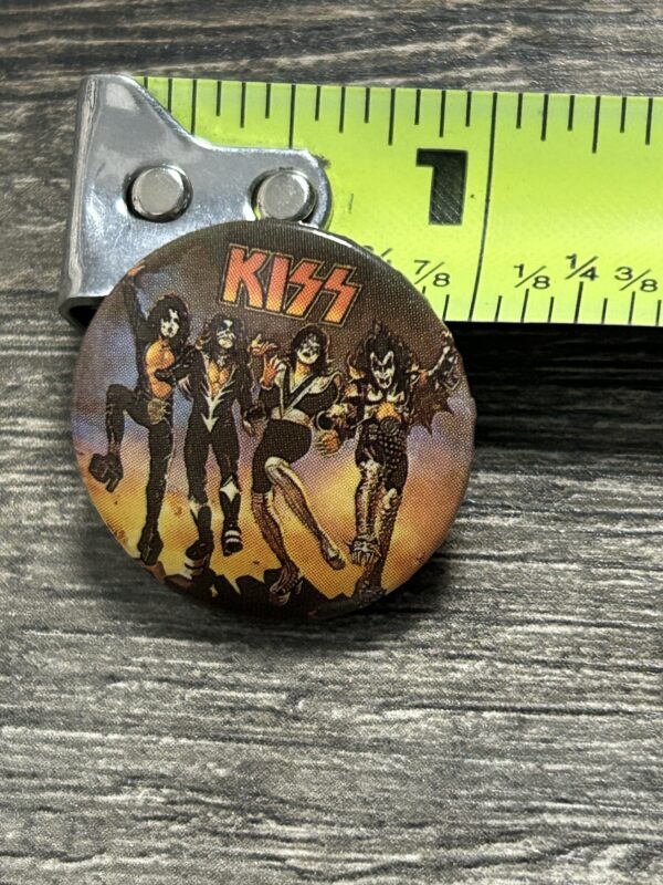 KISS BUTTON Pin Badge Destroyer Album Cover 1" Vintage Kiss Aucoin Ken Kelly B