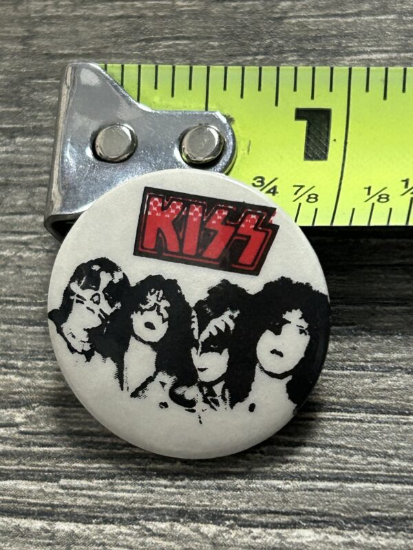 KISS BUTTON Pin Badge Destroyer Red Logo White Background 1" Vintage Kiss Aucoin