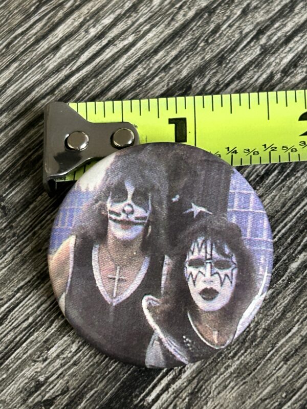 KISS BUTTON Pin Badge Alive Ace Frehley Peter Criss 1 1/2" Vintage Kiss Aucoin