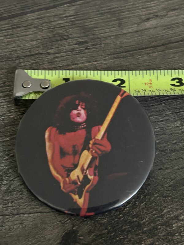 KISS BUTTON Pin Badge Hotter Than Hell Tour Paul Stanley Vintage Kiss Aucoin Era