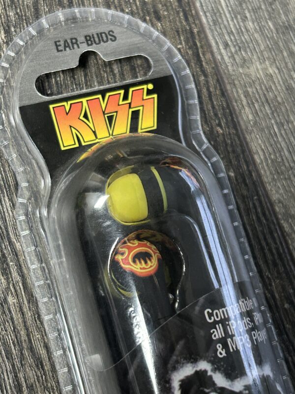 KISS Ear Buds Sealed 2010 iPods iPlayers MP3 Players Go Stereo Gene Simmons - Image 2