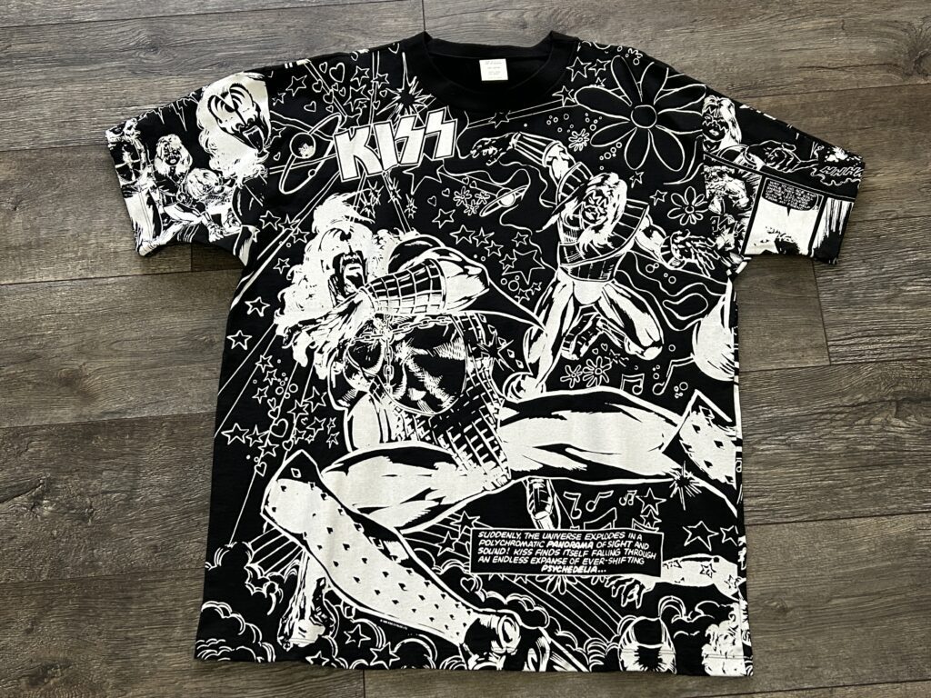 KISS Vintage T-Shirt Marvel Blood Comic All Over Art Shirt XL Vintage Kiss 1995