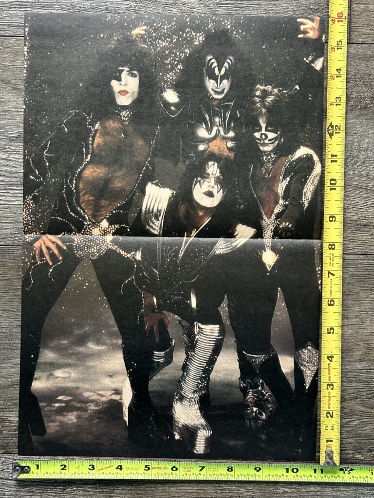 KISS Poster Centerfold Destroyer Sparkle Background Vintage Kiss Aucoin 11x16 A