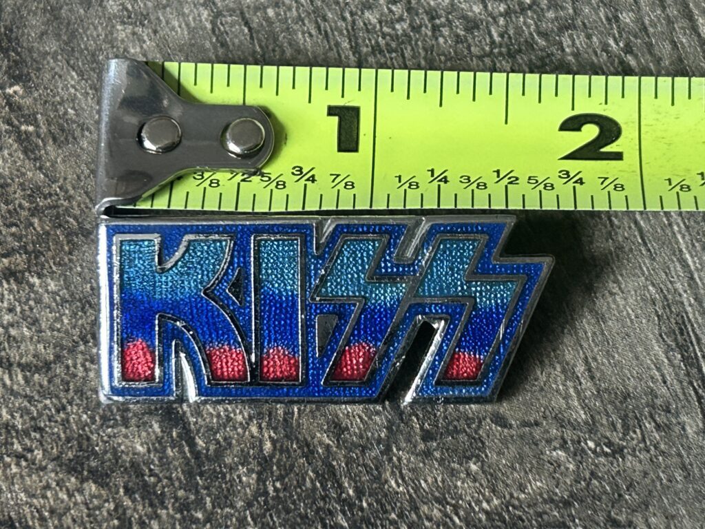 KISS Pin Badge Enamel Metal Blue Red Logo UK Clubman 1 3/4" Vintage Kiss 1980's