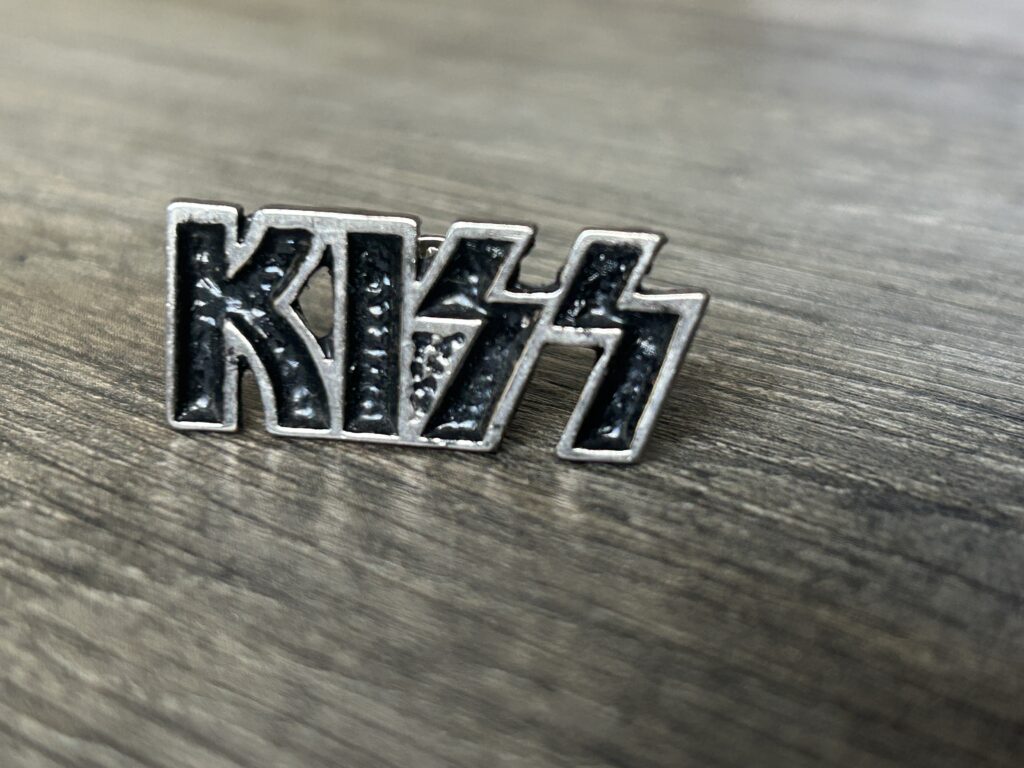 KISS Pin Badge Enamel Black Logo Revenge Concert Tour Kiss Co. 1992 Vintage Kiss