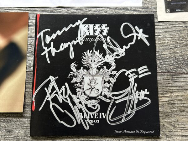 KISS Symphony SIGNED CD Booklet Best Buy NYC In Store 22pc Lot Vintage Kiss - Image 2