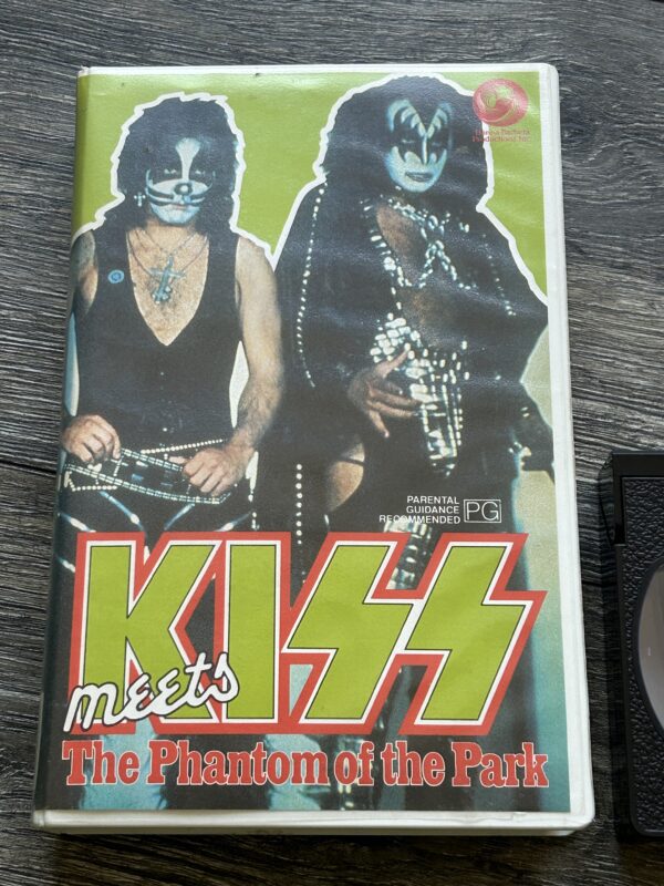 KISS VHS Video Tape Kiss Meets The Phantom Australia Aussie Vintage Kiss Aucoin - Image 3