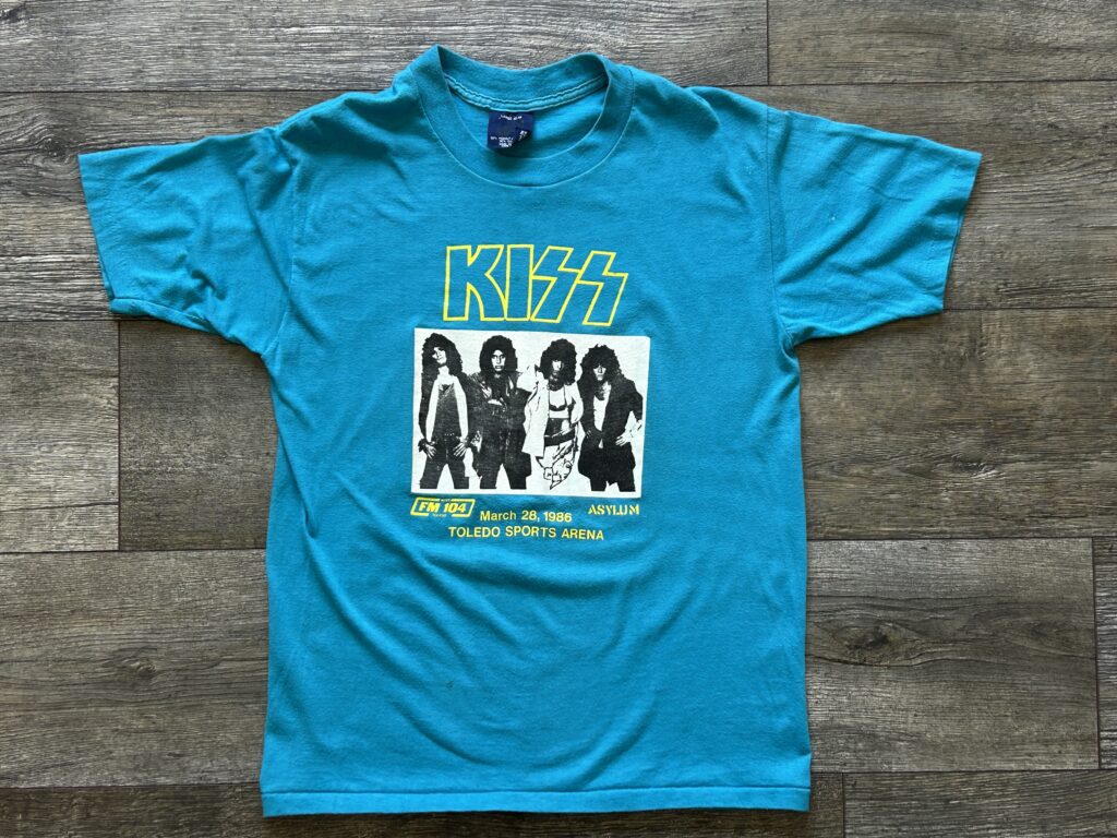 KISS Vintage T-Shirt Asylum Concert Tour Toledo Ohio Promo 1986 Large Vintage Kiss