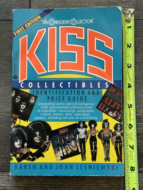 KISS Book Kiss Collectibles Identification Price Guide 1993 Vintage Kiss Aucoin A