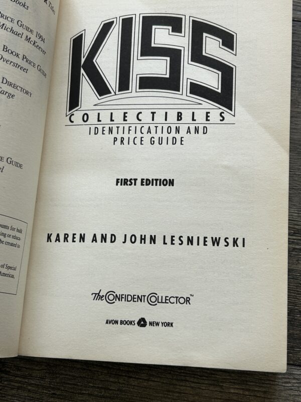 KISS Book Kiss Collectibles Identification Price Guide 1993 Vintage Kiss Aucoin A