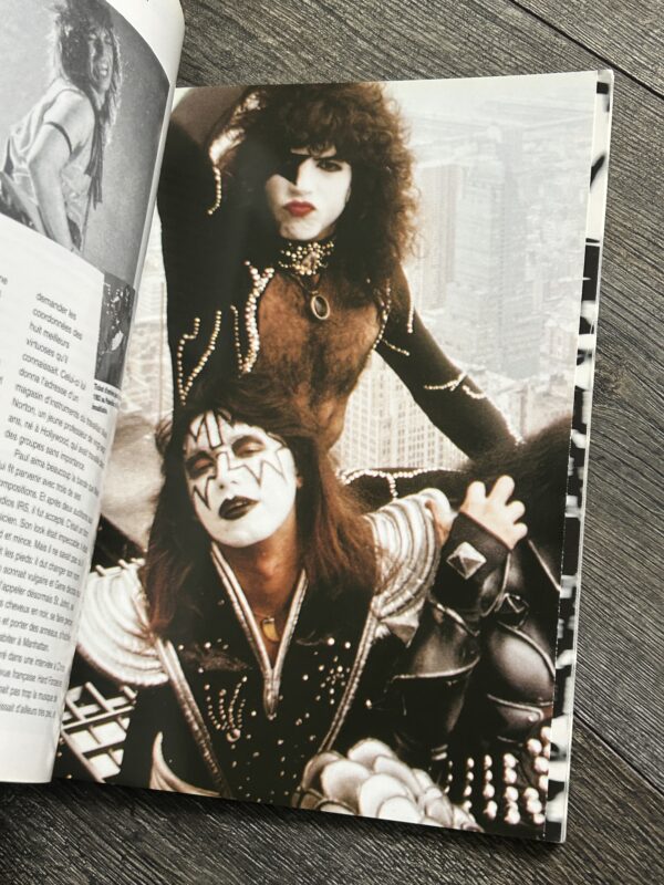 KISS Book Hotter Than Hell + Poster Insert & CD Cover Insert France Vintage Kiss