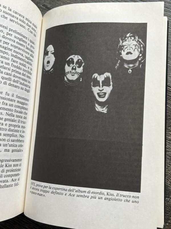 KISS Book Italy Late Side Musical Book 1983 Creatures Of The Night Vintage Kiss