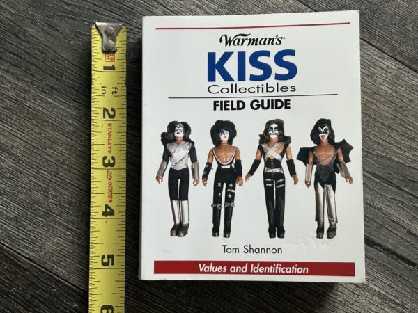 KISS Book Kiss Collectibles Field Guide Mini Book Tom Shannon 2005 Vintage Kiss