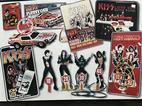 KISS Book Kisstory 2 Memorabilia Collection 1974-1999 Vintage Aucoin ReadingCopy - Image 3