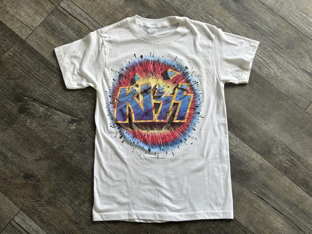 KISS Vintage T-Shirt Asylum Concert Tour Exploding Logo M 1985 Vintage Kiss