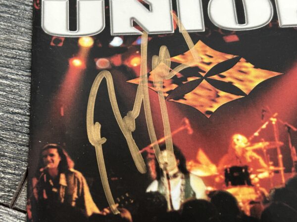 Kiss BRUCE KULICK Signed Autograph Union CD Booklet Live In The Galaxy Vintage