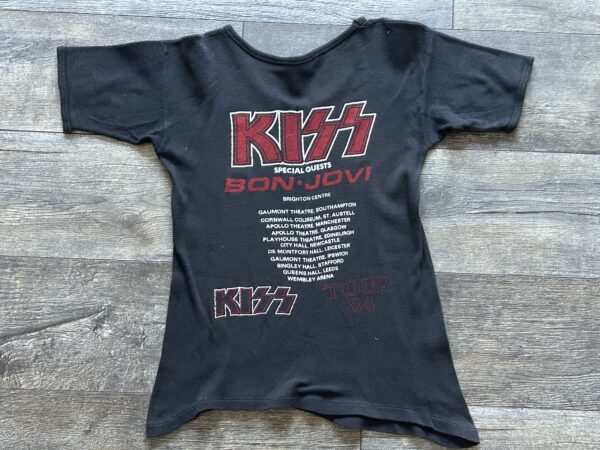 KISS Vintage Concert T-Shirt Animalize Tour UK Shows 1984 Vintage Kiss Bon Jovi