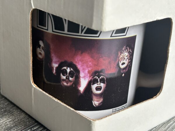 KISS Coffee Mug Summit VARIATION Copyright Debut Album 1995 BOX Vintage Kiss